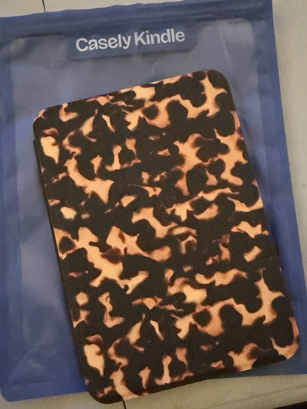 Casely Kindle Leopard-Print Sleeve in Black and Tan